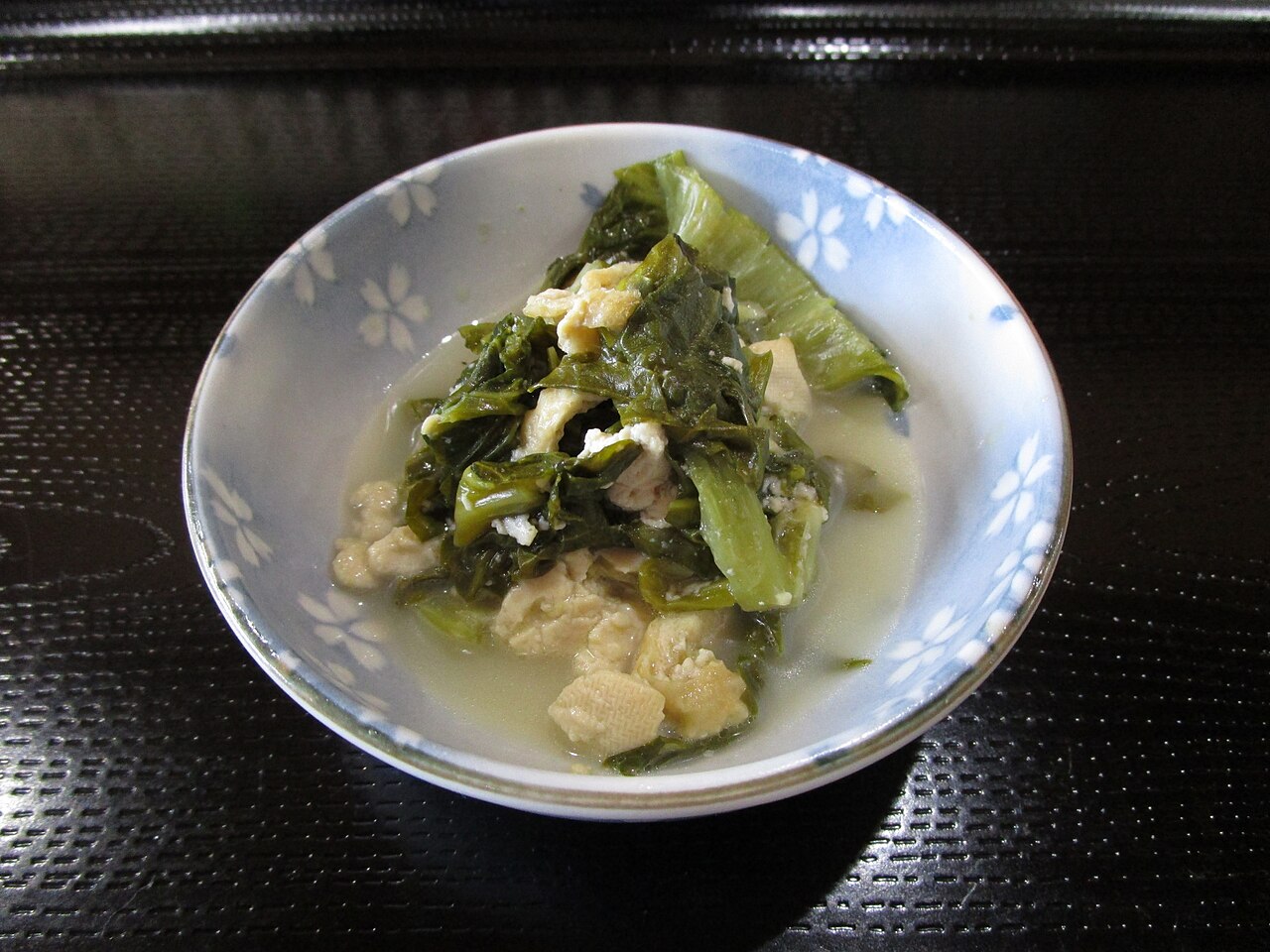 Manba no Kenchan Kagawa Rustic Turnip-Leaf Simmered Dish