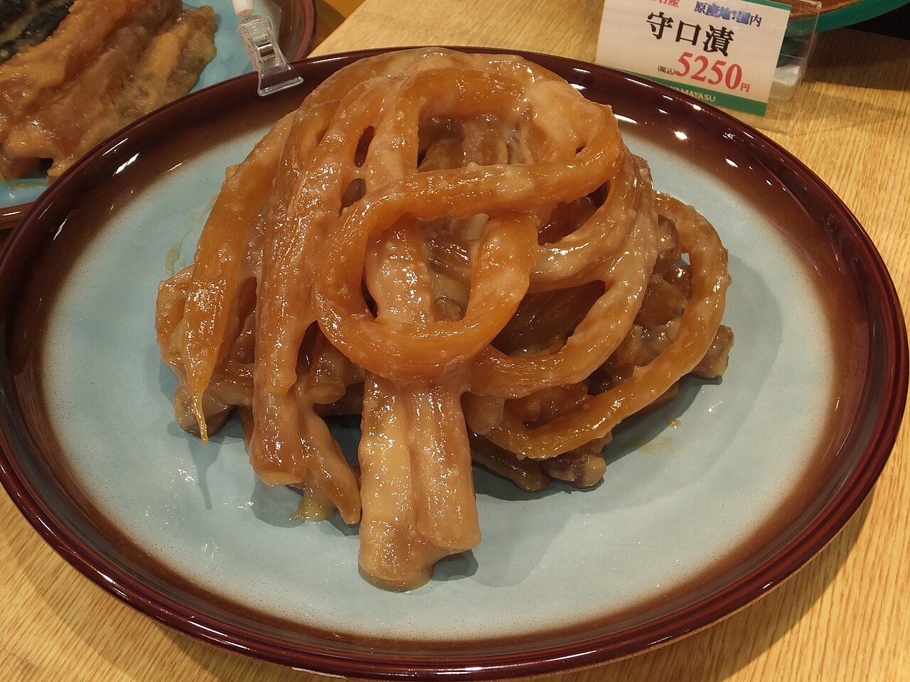 Moriguchi zuke Moriguchi daikon pickled in sake and mirin kasu