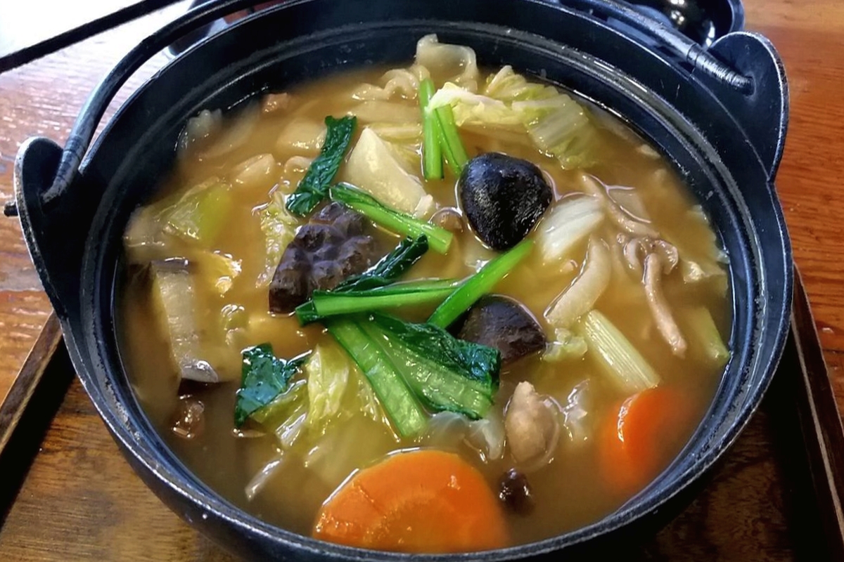 Nibōtō, Saitama's thick stewed noodles with root vegetables