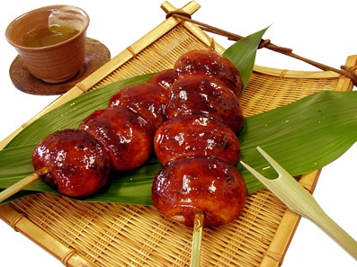 Yakimanjū: Gunma's Skewered Miso-Glazed Steamed Buns