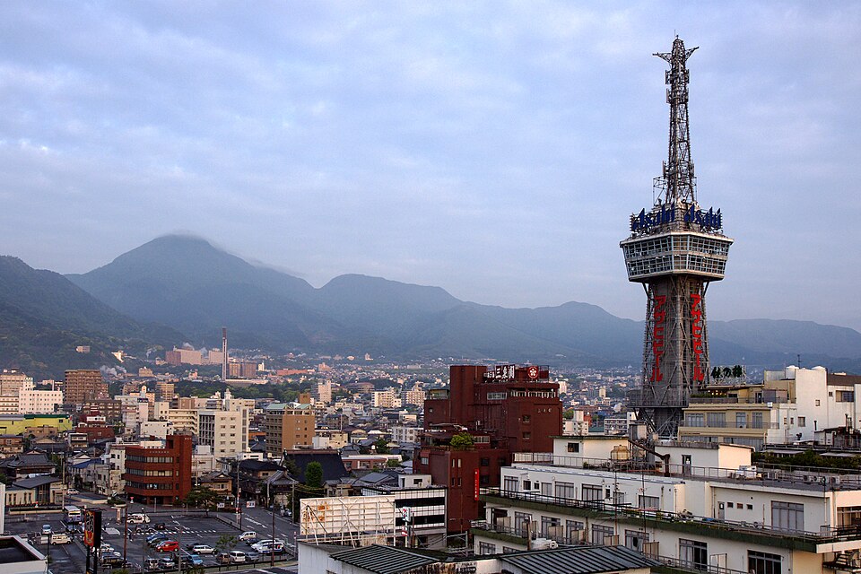 Beppu Onsen travel guide to Oita's hot-spring city and eight districts