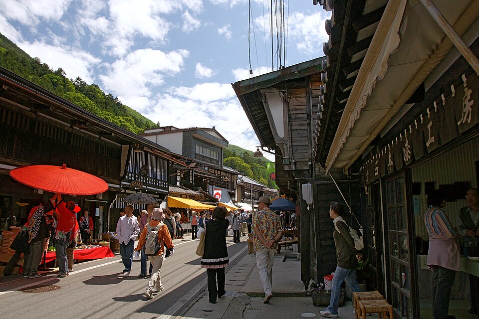 Kiso Hirasawa: Historic Kiso Valley village and lacquer district