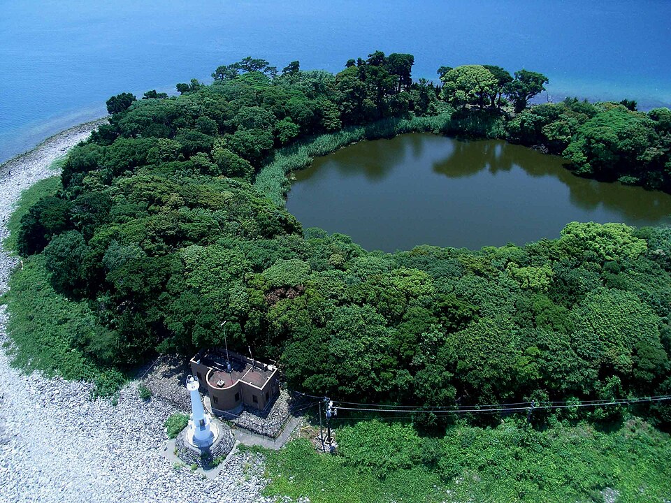 Ose Myojin no Shinike — Sacred Pond at Ose Shrine, Shizuoka