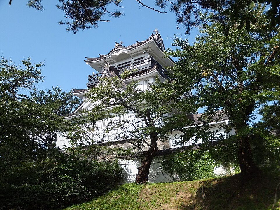 Yokote Park urban park on the former Yokote Castle site